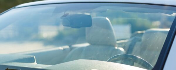 est-il-possible-de-prevenir-les-impacts-sur-son-pare-brise